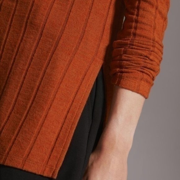 Anthropologie Ribbed Side-Slit Tunic - Picture 8 of 8